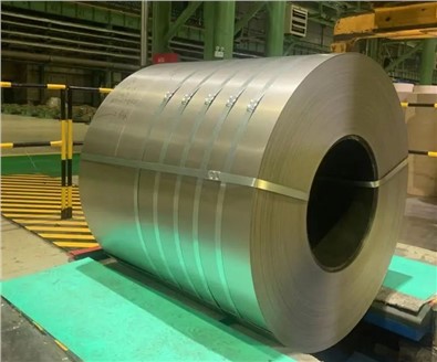 国内首创超宽幅冷轧钛带实现量产   
